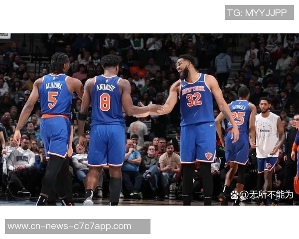 兰德尔末节发力独揽17分强攻唐斯助球队逆转胜利