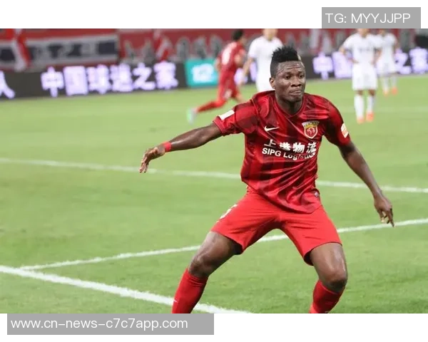 铜梁龙总经理慰问阿萨莫阿阿萨莫阿向张志雄表达理解与支持